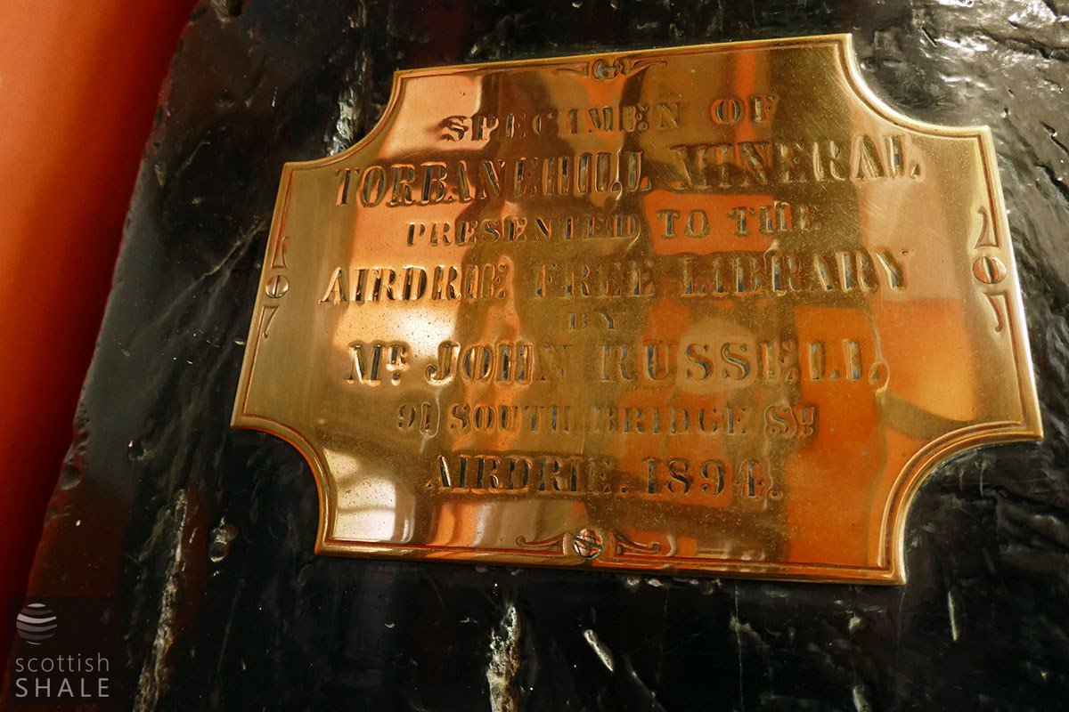 F19028-10.jpg
