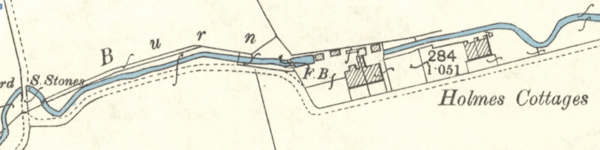 holmes cottages mast.jpg